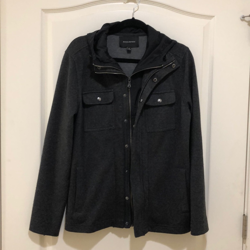 BANANA REPUBLIC MEN’s MED COAT CHARCOAL/BLACK